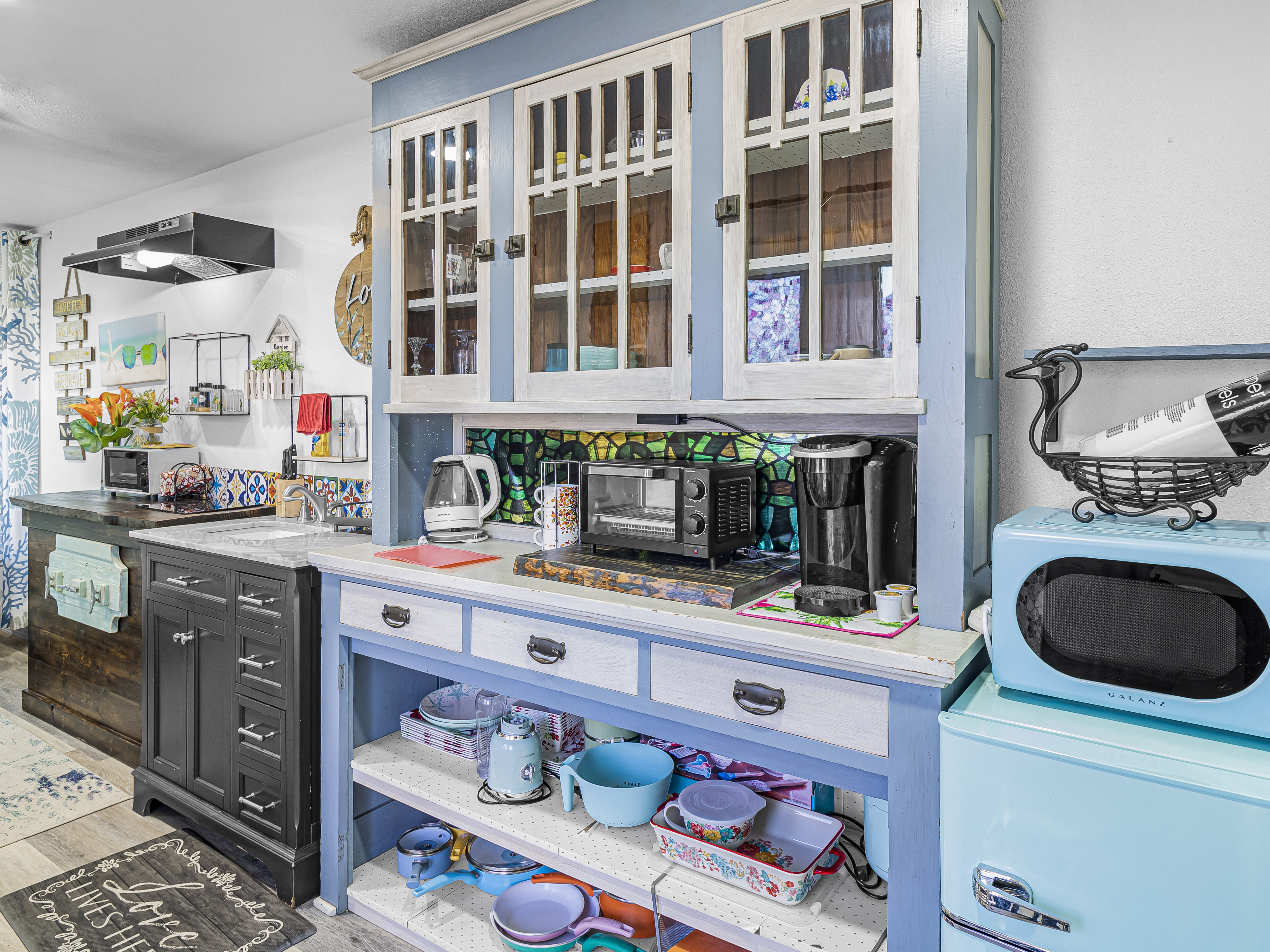 Studio Kitchen